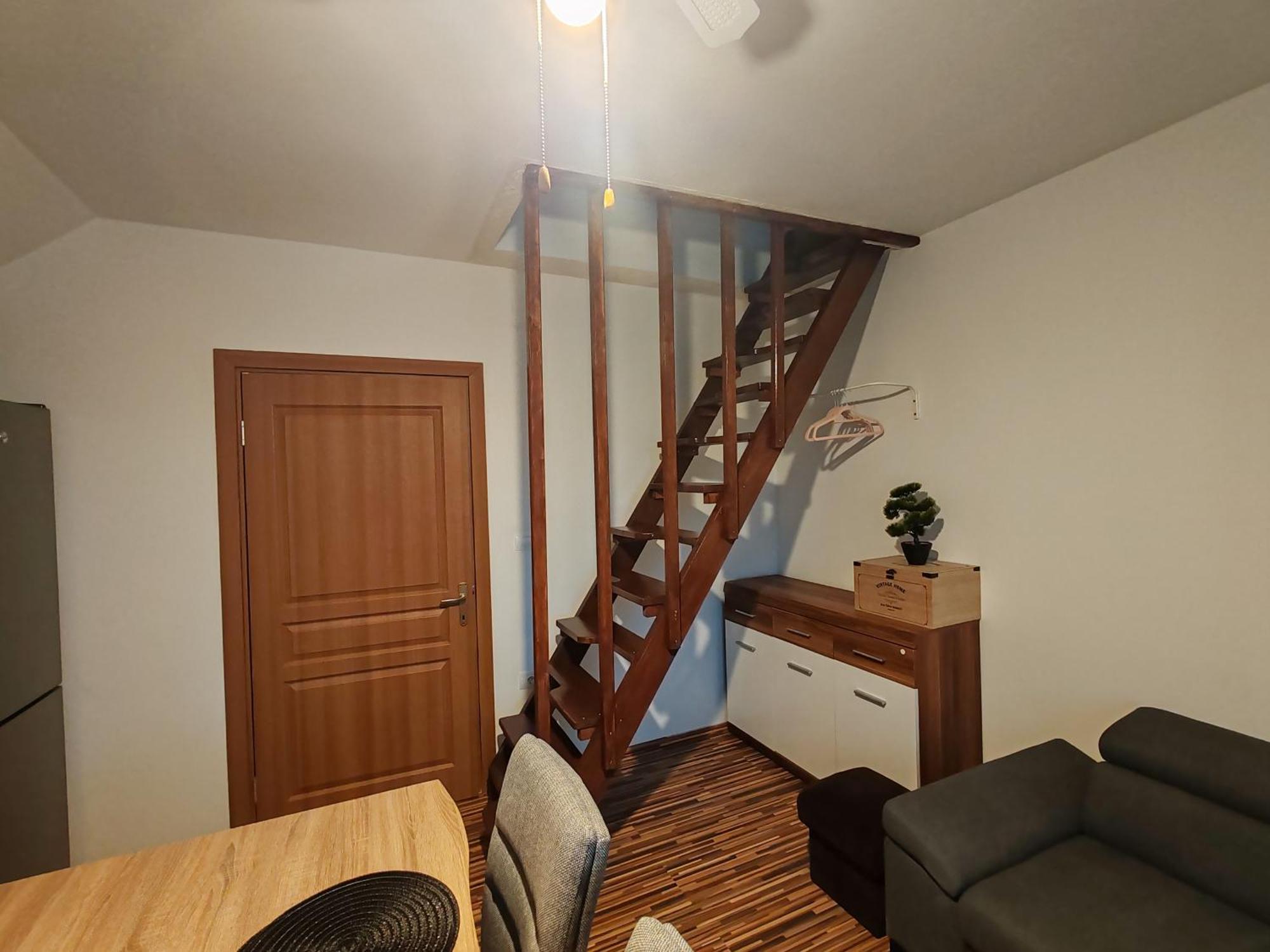 Apartments Malivojevic Zirovnica Εξωτερικό φωτογραφία