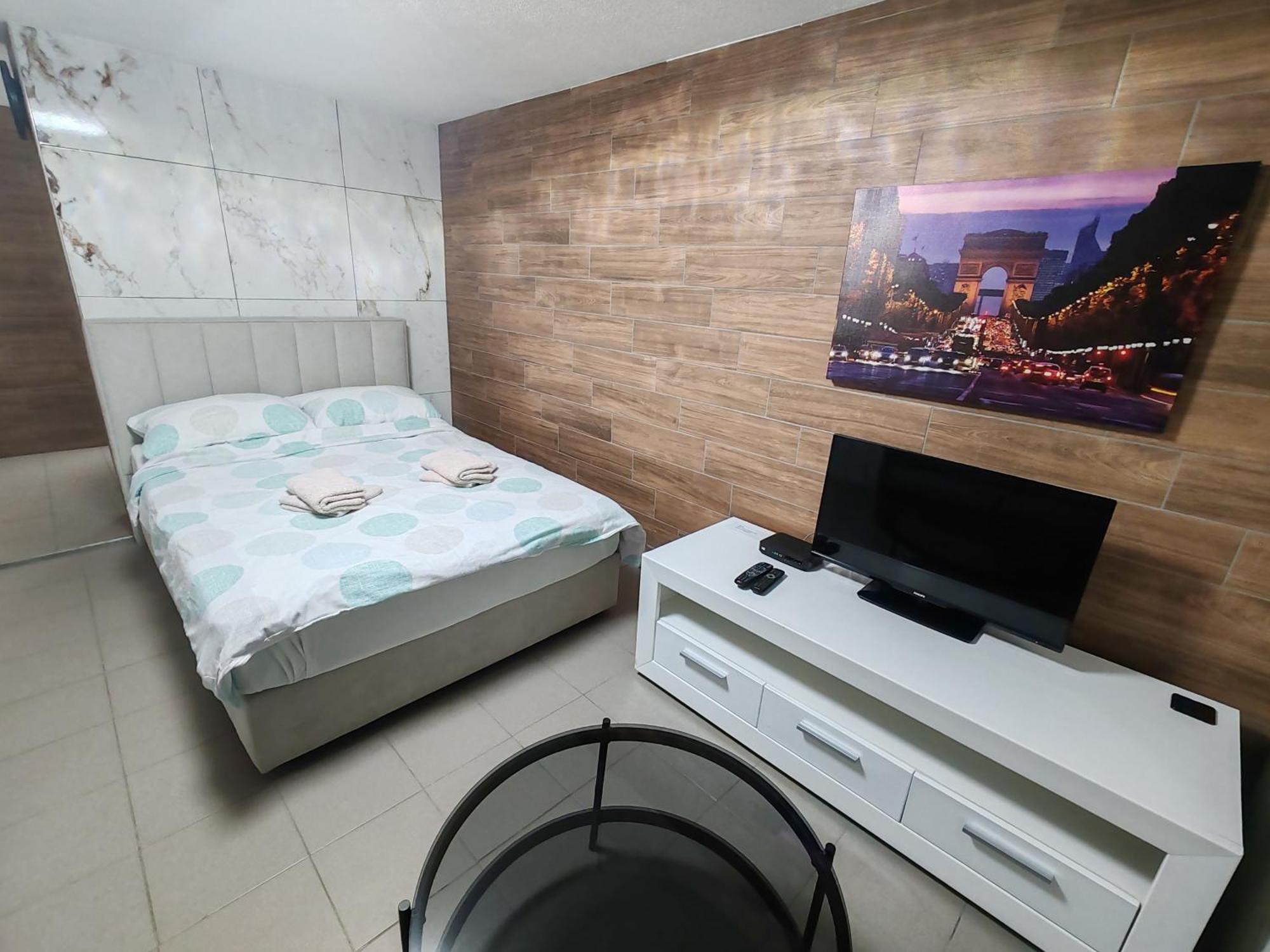 Apartments Malivojevic Zirovnica Δωμάτιο φωτογραφία